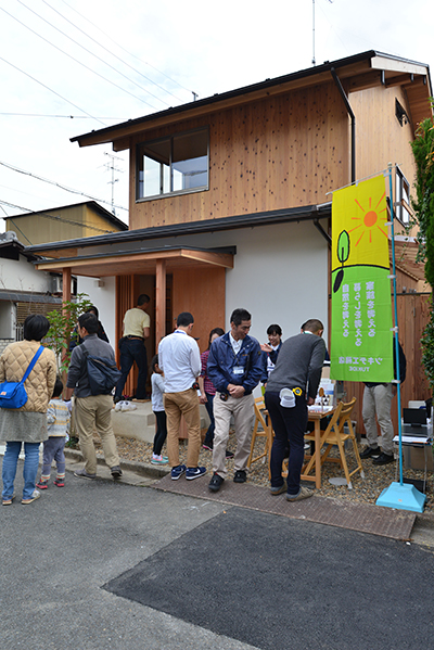 完成建物見学会「木の温もりを感じる 三宅八幡の家」_e0164563_9144265.jpg