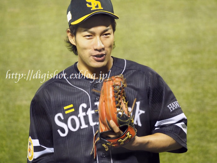 2015年度ゴールデングラブ賞 ヤクルトからは中村悠平捕手 畠山選手と