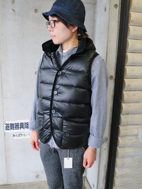 至極の雰囲気のWAVERLY DOWN JACKET ・・・ By Traditional Weather Wear_d0152280_3304420.jpg