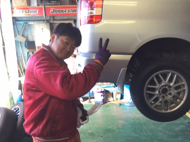 11月12日(木) 本日はリレーブログ★ ランクル・アルファード多数取り扱い♫TOMMYモータース_b0127002_182604.jpg