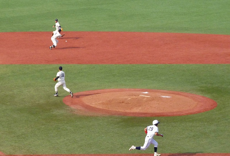 中央大対國學院大 10月22日 東都大学野球1部 後半_b0166128_1537426.jpg