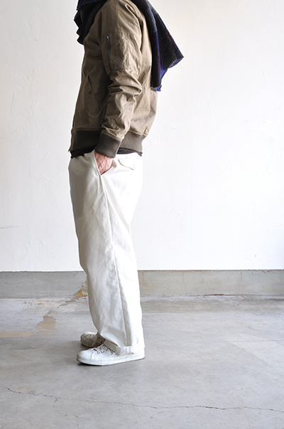  NO CONTROL AIR　C/N Weather Cloth 1-Tuck Pants (Resin White)_d0120442_17212443.jpg