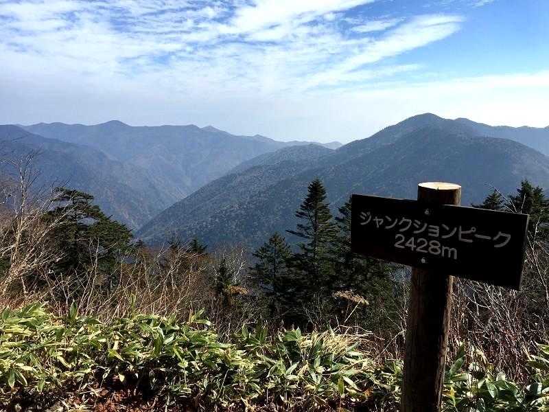 中部山岳　栄枯の歴史をたどる徳本峠越え（霞沢岳K1と明神池）　　Kasumisawadake in Chūbu-Sangaku NP_f0308721_148116.jpg