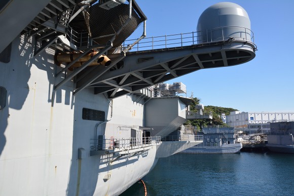 空母「ロナルド・レーガン」一般公開その2_e0158925_22265935.jpg
