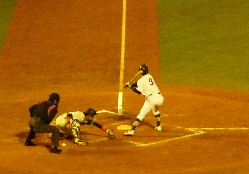 駒澤大(1部最下位)対東洋大(2部優勝) 11月7日 東都大学野球入替戦_b0166128_19185790.jpg