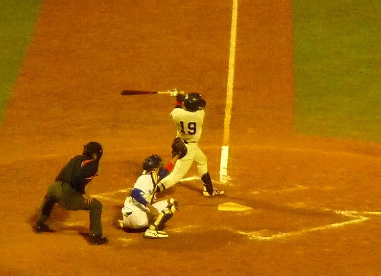駒澤大(1部最下位)対東洋大(2部優勝) 11月7日 東都大学野球入替戦_b0166128_19253996.jpg