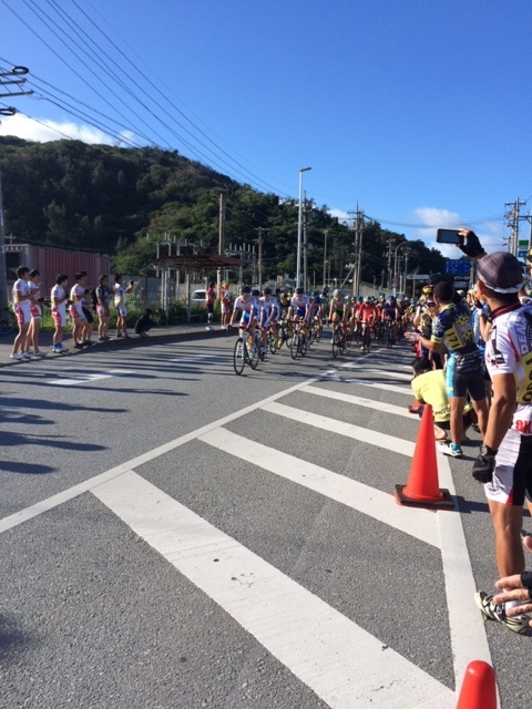 ツール・ド・おきなわ 2015  市民140km　レースレポ_d0338933_10425617.jpg