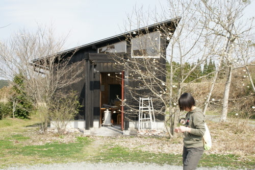 f0223479_00395250.jpg