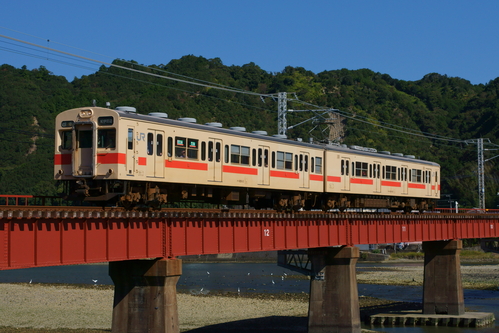 d0223231_8273119.jpg