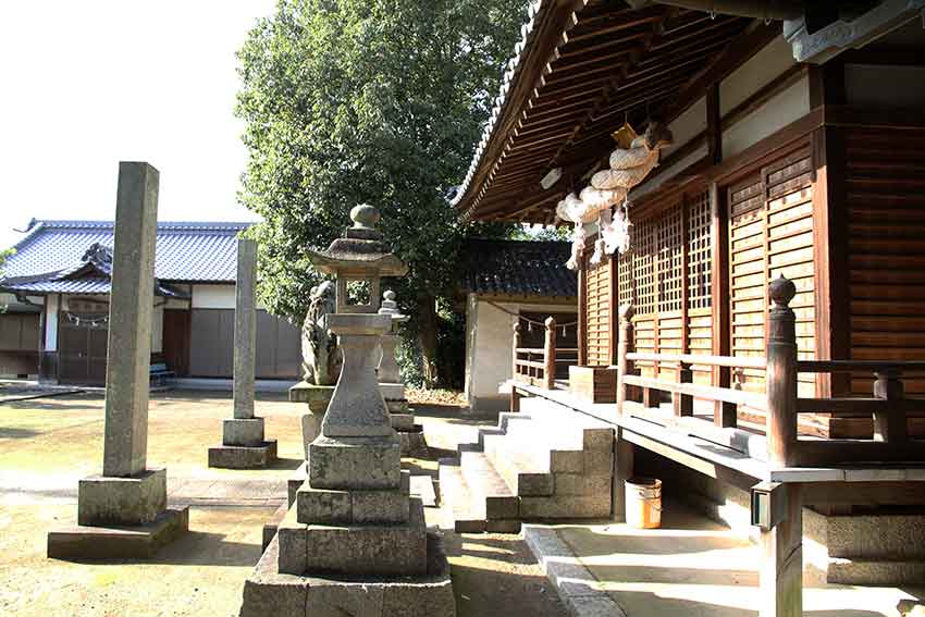 ちょこっと香川県西讃ミニドライブ-01♪忌部神社♪_d0058941_202179.jpg