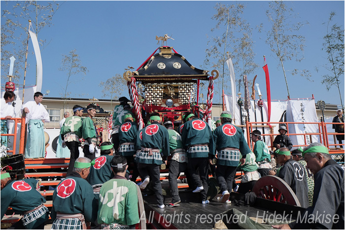 「唐津くんち」２０１５（５）お旅所神幸（１）神事_c0122685_181181.jpg