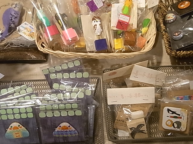 東急ハンズ梅田店 インコと鳥の雑貨展、いんこっこのくに作品お届け_d0322493_0485140.jpg