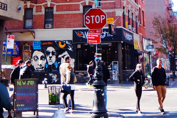 ロウワー・イースト(Lower East)の街角アート_b0007805_11212154.jpg