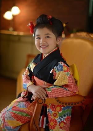 笑顔も3歳の頃とはまた違った可愛らしさで...._b0194185_22131664.jpg