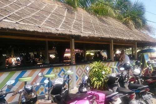 月の最終土曜日は Old Man\'s Market へ @ Batu Bolong Beach, Canggu (\'15年9月)_f0319208_20204663.jpg