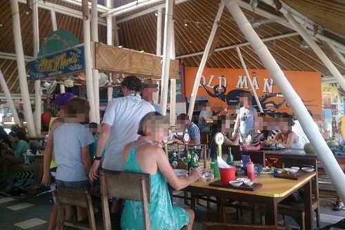 月の最終土曜日は Old Man\'s Market へ @ Batu Bolong Beach, Canggu (\'15年9月)_f0319208_20352788.jpg