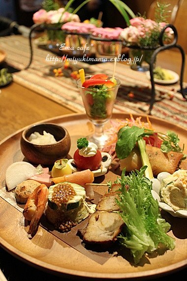 和のワンプレートとアカシアのワンプレートのランチ! : エマ 和のワンプレートとアカシアのワンプレートのランチ! : エマ