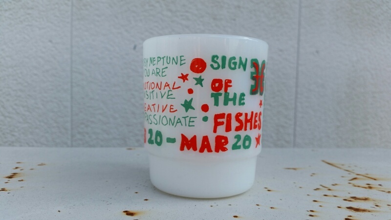 70s Fire-King Horoscope Staking Mug_f0329479_07441374.jpg