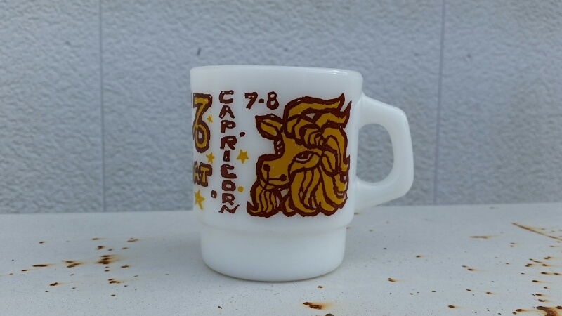 70s Fire-King Horoscope Staking Mug_f0329479_07563275.jpg