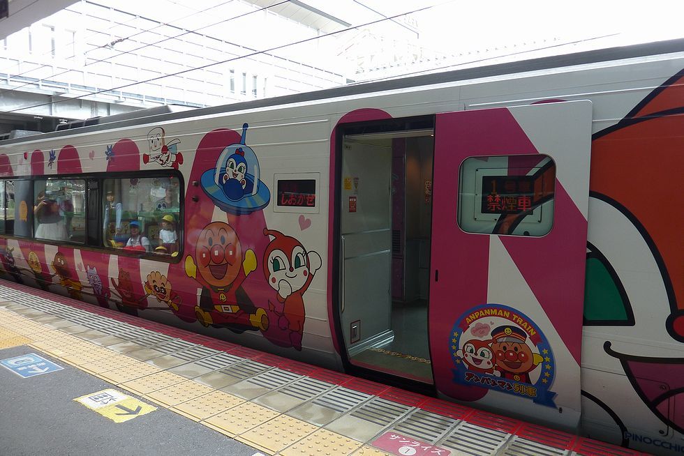 Anpanman Train～しおかぜ_b0105515_22473057.jpg