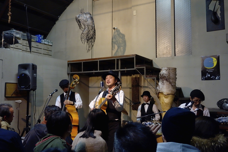 モアリズムのライブ 盛況のうちに終了しました。_d0332375_1053299.jpg