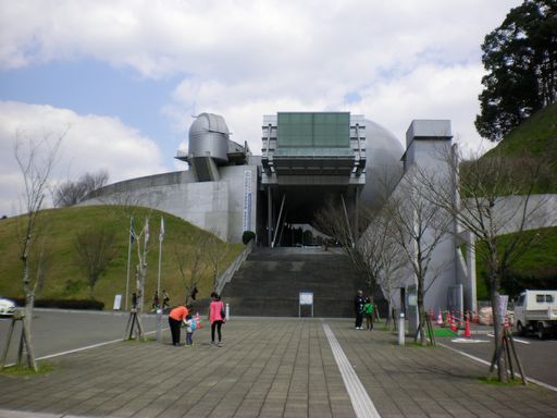 武雄にて　（ゆめぎんが／馬場の山桜／ほか）_b0005281_2072967.jpg