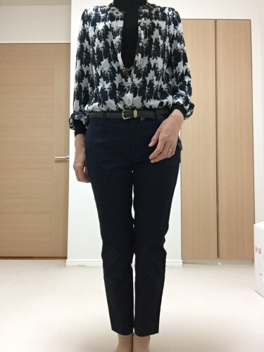 ブラウスにこなれ感をプラスしてオシャレ度アップ♪_d0336521_18435517.jpg