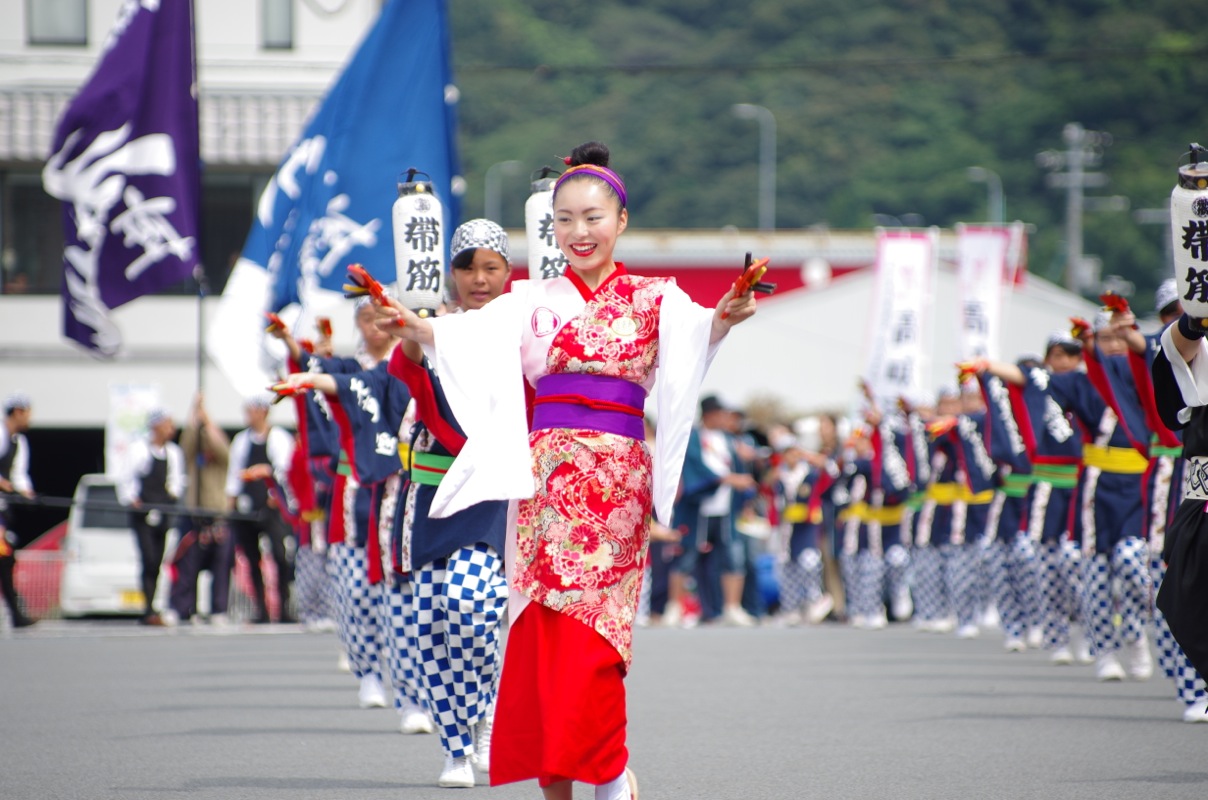 よさこい四万十２０１５その１６（帯屋町筋ジュニア隊）_a0009554_0155873.jpg