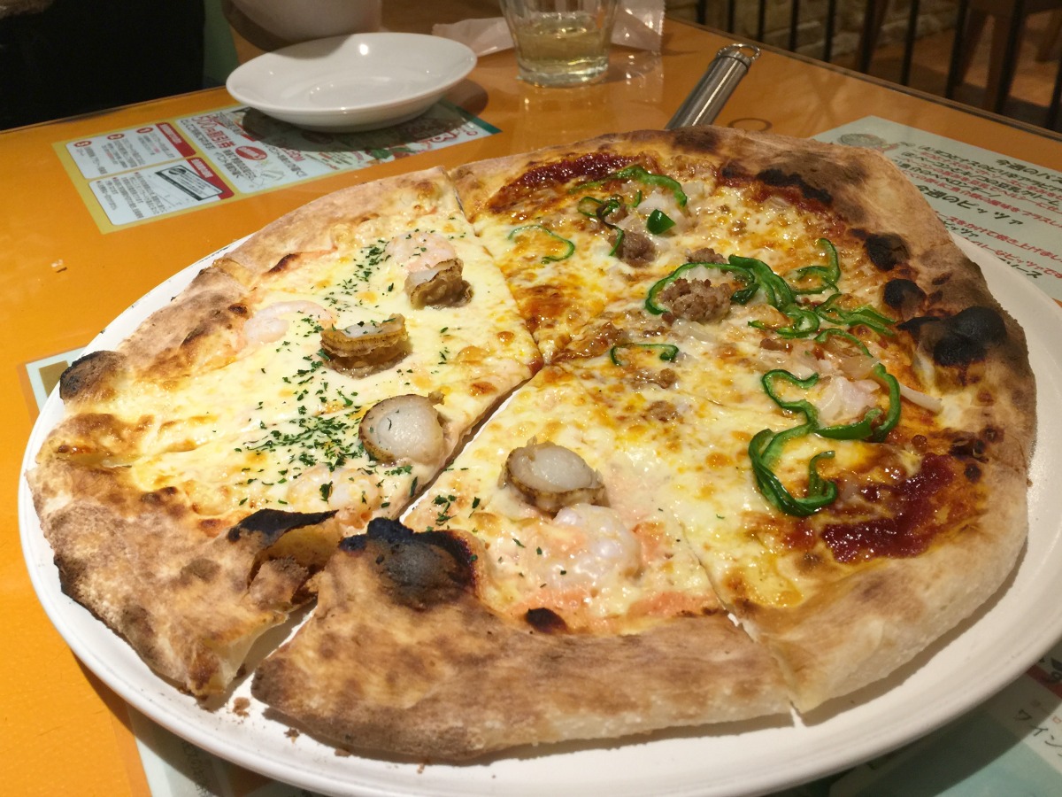 ☆2015.11.16 pizzeria AMORINO_e0105954_17461477.jpg