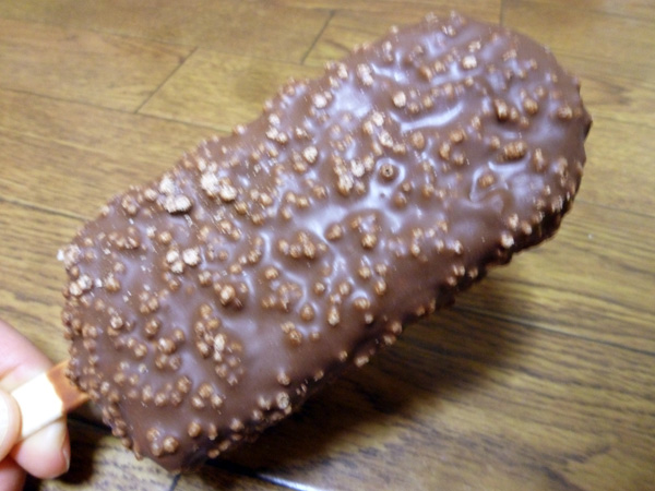 CRUNKY レアチーズケーキ味@ロッテ_c0152767_21425042.jpg