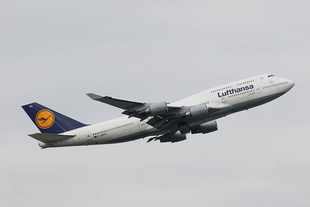 2015ツールドコルス 20 フランクフルト国際空港撮影_b0315809_12432792.jpg