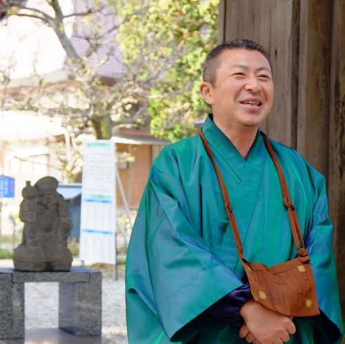 「新潟・弥彦村　国上寺の精進料理と五合庵」_a0000029_23572329.jpg