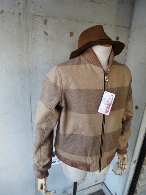 季節ですネ。。。Gloverall Light WOOL DUFFLE COAT JACKET (NEW)!♪!_d0152280_1742512.jpg