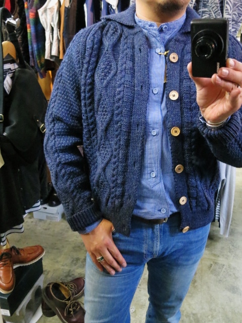 季節ですネ。。。OLD DERBY LUMBER カーディガンTYPE!鉄板の「黒」!!_d0152280_19131034.jpg