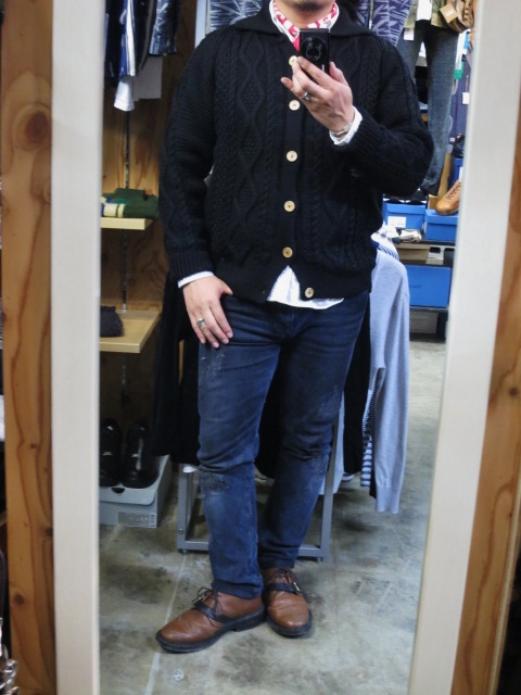 季節ですネ。。。OLD DERBY LUMBER カーディガンTYPE!鉄板の「黒」!!_d0152280_1982067.jpg