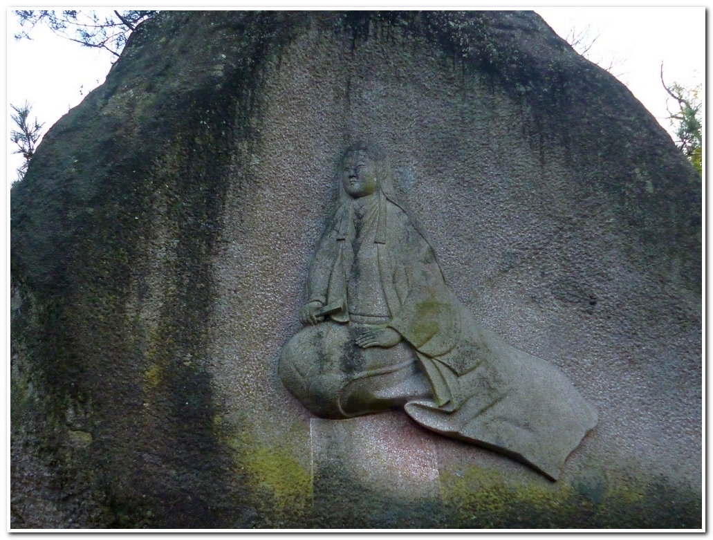 武家屋敷跡 ～ 玉川公園 ～ 尾山神社_e0355083_1159386.jpg