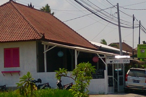 Jl. Bumbak Dauh と Bumbak Coffee @ Bumbak, Kerobokan  (\'15年9月)_f0319208_1755865.jpg