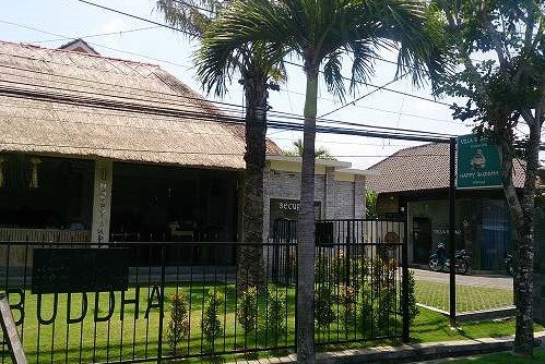 Jl. Bumbak Dauh と Bumbak Coffee @ Bumbak, Kerobokan  (\'15年9月)_f0319208_1758557.jpg