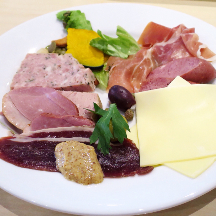 IKEA(イケア)でクリスマスハム食べ放題500円_c0060143_09231413.jpg