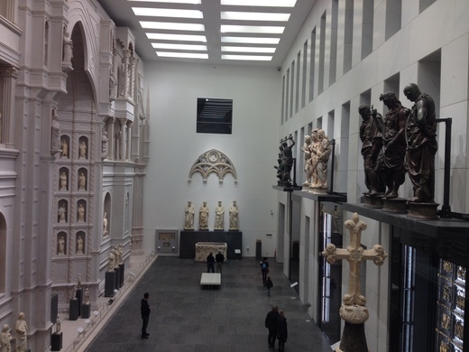 ドゥオモ付属美術館(前章)_a0136671_3333331.jpg