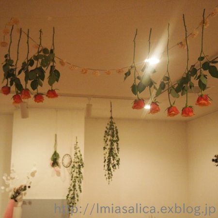 リカちゃんの『Le Jardin Sauvage 秘密の庭展』へ。_f0164187_1075990.jpg