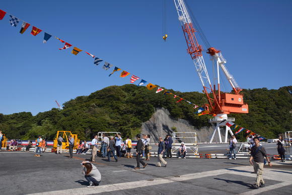 空母「ロナルド・レーガン」一般公開その３_e0158925_1316231.jpg