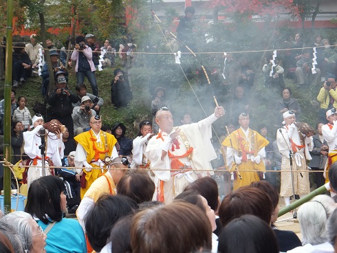 須磨寺の火祭り_a0114314_7185035.jpg