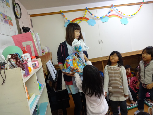 リサイクルショップに行ってきました!_d0166047_12144614.jpg