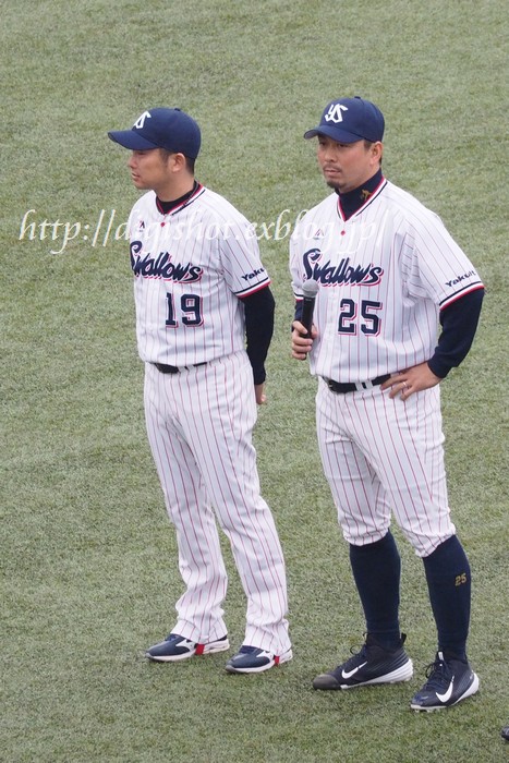 2015ヤクルトファン感 新ユニフォームお披露目、石川・川端・山田選手他 2015ヤクルトファン感 新ユニフォームお披露目、石川・川端・山田選手他