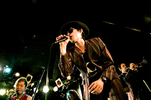 e0200121_2343237.jpg