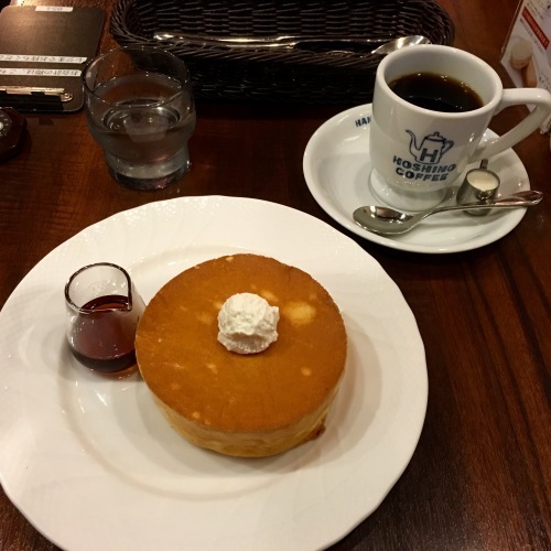 星野珈琲店でスフレパンケーキ_c0366722_16194224.jpeg