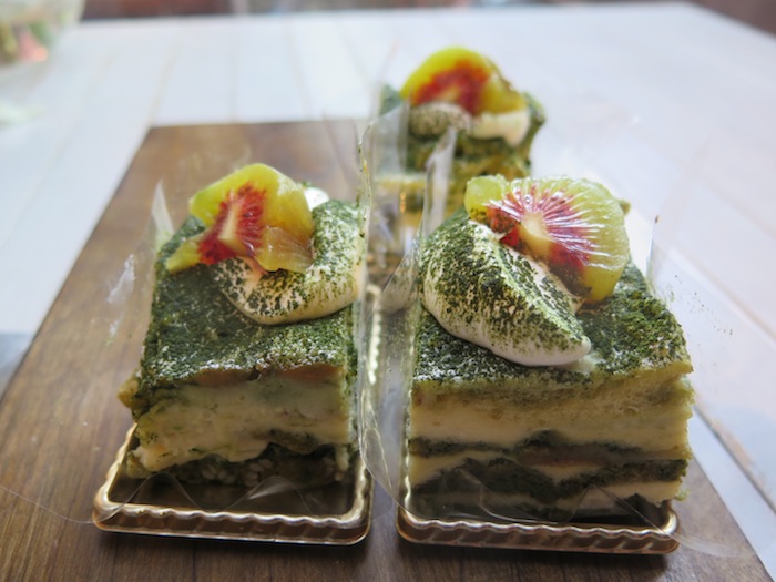 madam an cafe「安城産抹茶とお豆腐のティラミス」_d0240754_21183266.jpg