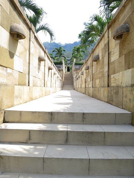 f0036857_2331589.jpg