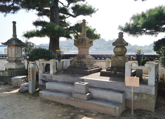 尾道・福山旅行(5)浄土寺 ~笠智衆と原節子の会話が聞こえてくるような~_b0063958_22533588.jpg